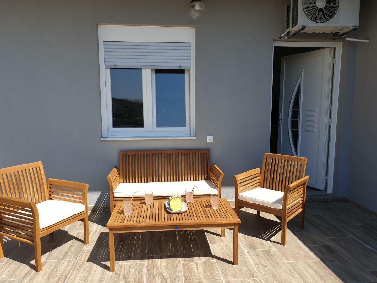 Best View Apartments Cesarica Buitenkant foto